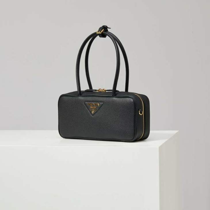 Picture of Prada Handbags _SKUfw221244556fw